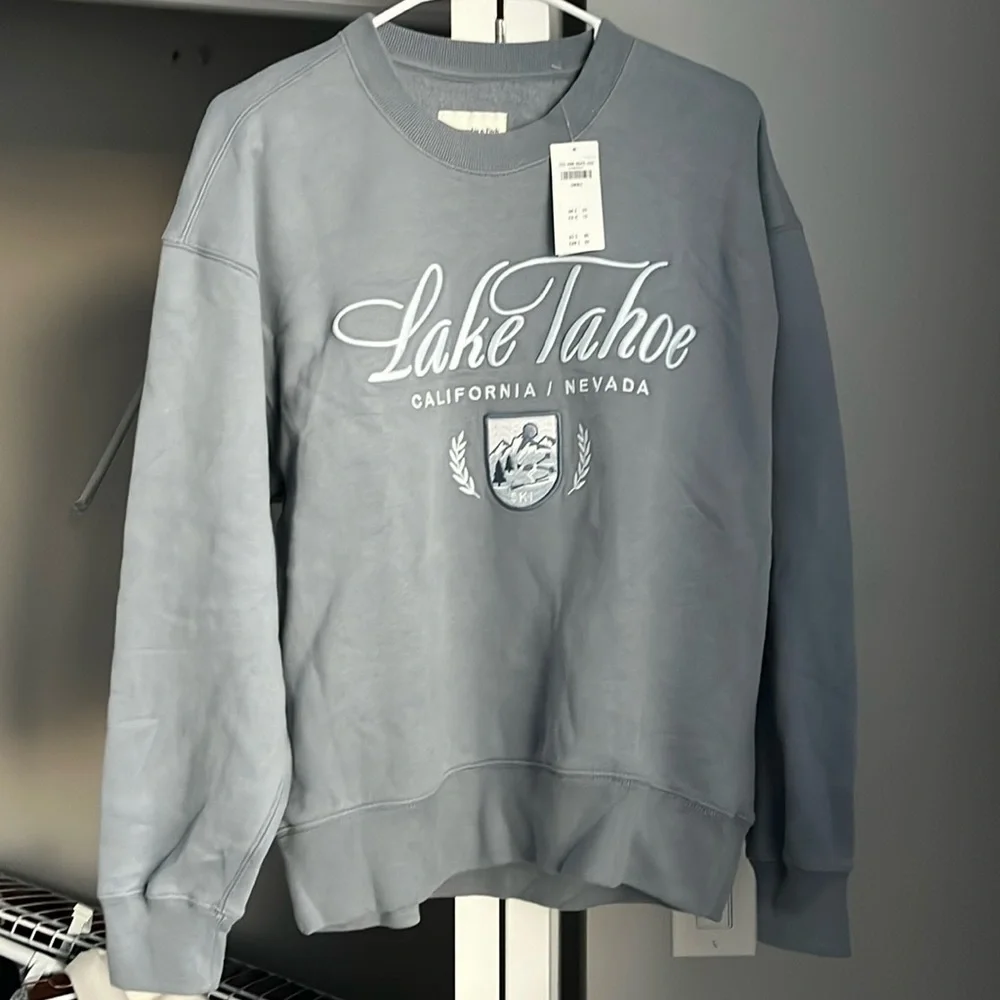 Abercrombie Lake Tahoe Light Blue Crewneck Sweatshirt, NWT
